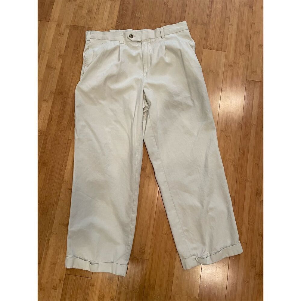 Cutter & Buck Relaxed Fit Ivory Pants Size M 36x32